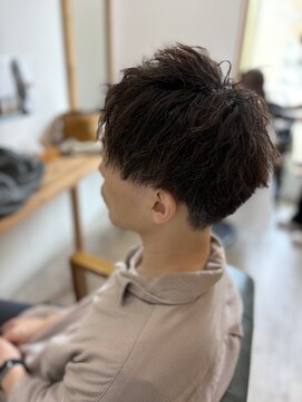 ティーダ(Tidus) ツイストパーマ