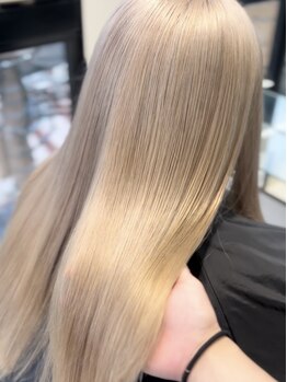 エスアンドケー 下通店(S&K)の写真/髪の内側から徹底補修して、”透明感と艶”のある潤いたっぷりなうる艶ヘアスタイルに＊