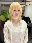 ミディアムレイヤーウルフ/抜きっぱなしブロンド/