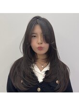 【今も流行り続けるレイヤースタイル】