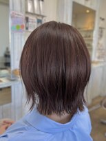 コクア ヘアーデザイン(kokua hair design)&nbsp;アマランスピンク×ミディボブ