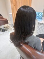 ファスナーグランデ(fustener grande) くびれレイヤーカット