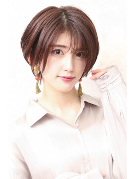 シトロン ブラン(CITRON blanc) ココアベージュひし形大人ショートボブ