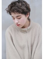 イーズ(e's)&nbsp;《e's中目黒/代官山美容室》どこか雰囲気のある女性に。