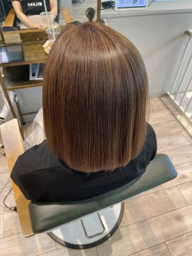 アトリエ タキ(atelier.taki) ☆phストレート・友寄☆