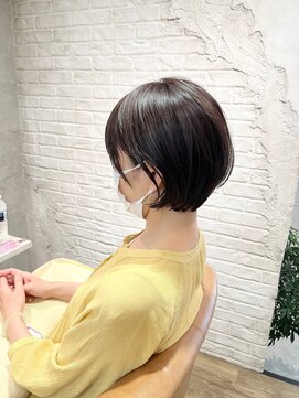 マカナ(makana) シンプルショートボブ