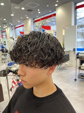 オーシャントーキョー 仙台(OCEAN TOKYO) 波巻きプードルマッシュ刈り上げツーブロック黒髪