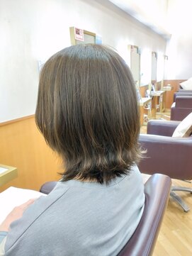 松本平太郎美容室 浦安店 外ハネレイヤーボブ/30代40代50代60代