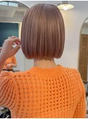 ミニボブミルクティーベージュピンクベージュ切りっぱなしボブ