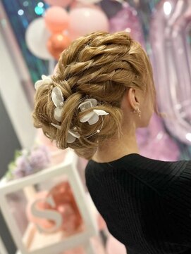 ムーンロータス(Moon Lotus) ナチュラル×ゴージャスアレンジ