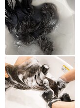 吉野ヘアダメージ研究所の髪質改善はシャンプー前が大事になります。