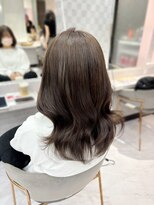 ジーナ 名駅(XENA.)&nbsp;《chii》ミルクブラウン/ブラウン/透明感カラー/韓国ヘア