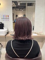 コワファースト長崎シャンプーボーイ 2nd(COIFF1RST 長崎 SHAMPOO BOY) ぱつっとボブ 外ハネボブ ぱつっとレイヤーボブ