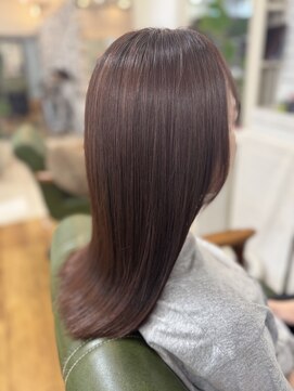 クララ タカマツ(CLALA Takamatsu) 大人のナチュラルオリーブベージュカラー