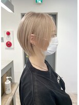 アンドソー 池袋(&so.)&nbsp;ハイトーンカラー/ホワイトブロンド／レイヤーカット/池袋