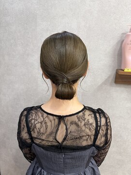 メゾンドムニ 恵比寿(Maison de MUNi) タイトアップスタイル