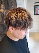 ユナイテッドビューティーウェストコースト(UNITED BEAUTY WEST COAST)&nbsp;メンズ/スパイラルパーマ/メッシュカラー