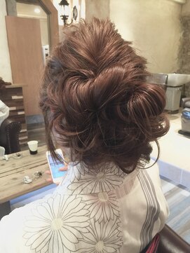 ルチア ドットプラス(Lucia.+) ゆるふわヘアセット【Lucia.+】