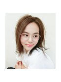 ハイ透明感アッシュ小顔前下がり切りっぱなしボブ