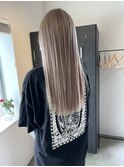 ホワイトグレー