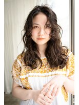 マグノリア オモテサンドウ(MAGNOLiA Omotesando)&nbsp;根元からのゆったりスパイラルパーマ・・・HINATA