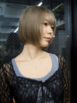 ギークス(GEEKS) 【GEEKS渋谷】ハイトーングレージュ/レイヤーボブ/冬カラー/小顔