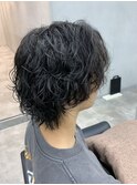 抜け感のある波巻きパーマ
