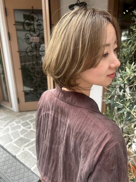 カーム(calm) 大人抜け感ショート×20代30代40代ひし形ショート×前髪なし