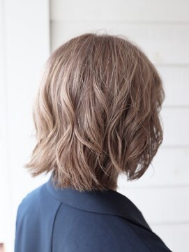 ヘアーサロン アージェ(Hair Salon Ange) 明るめグレーカラー