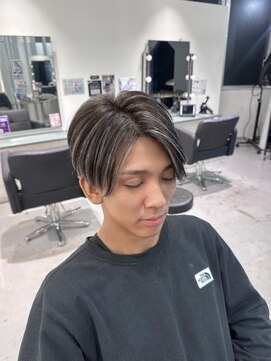 メンズサロン キング 高槻店(Men’s salon K!ng) 韓国マッシュセンターパートツーブロックメンズハイライトウルフ
