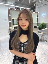 ロール 博多(Role)&nbsp;ベージュカラー/透明感カラー/レイヤーカット/韓国ヘア/顔周り