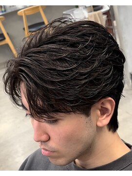 フィフス トウキョウ (fifth TOKYO) 渋谷フェザーショートメンズマッシュウルフセンターパートカット