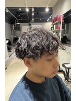 ギルド(Guild)&nbsp;無造作ツイストスパイラル×刈り上げショート