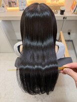 アリアツイン バイ エクラート 池袋西口店(ARiA TWiN by ECLART)&nbsp;【艶髪縮毛矯正】髪質改善