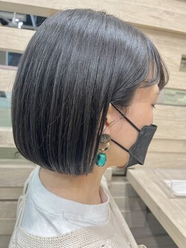 テテ(TETE) コンパクトに収まるボブ