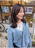 笑顔溢れるレイヤーカット/レッドカラー/ハイライト