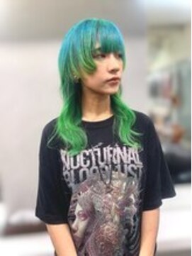 ディア(.eer) 【.eer/ディア】ミディアムウルフ/グラデーション/デザイン