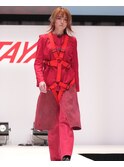 ☆小顔レイヤーカット☆インナーカラーのレッド添えて☆