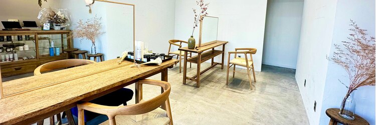 ムク(mUku)のサロンヘッダー