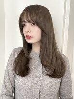 ローネス(LONESS)&nbsp;レイヤーカット/まとまるレイヤー/くすみベージュ/上品ヘア