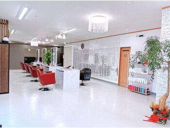 Hair&Make CROSS【ヘアアンドメイク　クロス】