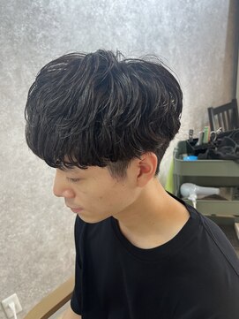 ラルス(Larus) スペインカール/スパイキーショート/ブルーブラック