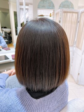 アルブル エト シミー(Arbre et chimie) クラゲヘアー/小顔に見せるヘア/ココアベージュ/東村山