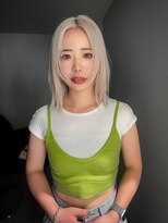 キオクエコ(KIOX eko)&nbsp;ホワイトベージュ/リタッチ/レイヤーカット/ハイトーン/髪質改善