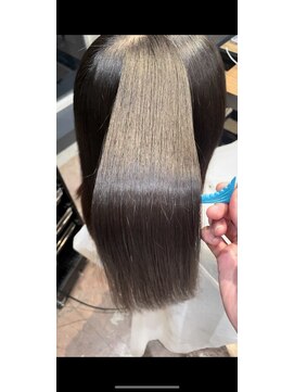 エノア 東京(ENORE) ストレートスタイル/艶髪/髪質改善/縮毛矯正/20代30代40代50代