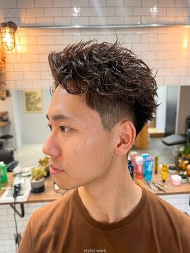 ミスターマウントロックバーバーショップ(MR.MT.ROCK BARBER SHOP) スパイキーパーマ　ピンパーマ　メンズパーマ