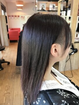 アシメツーブロック L ワンポイント レガーレ One Point Legare のヘアカタログ ホットペッパービューティー