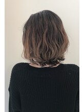 透明感♪赤みを抑えるヘアカラー