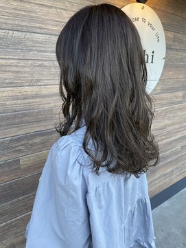 オウチ(outhi) イルミナカラー