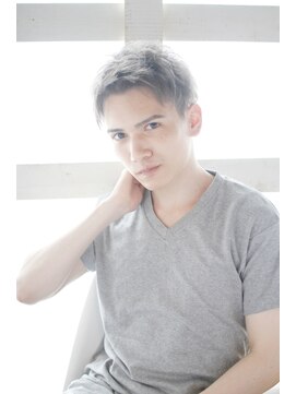 ハート 新子安店(HEART) ツーブロック　アップバングショート